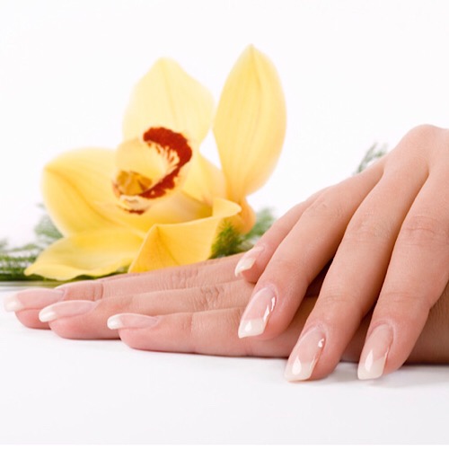 LA NAILS SPA - MANICURE